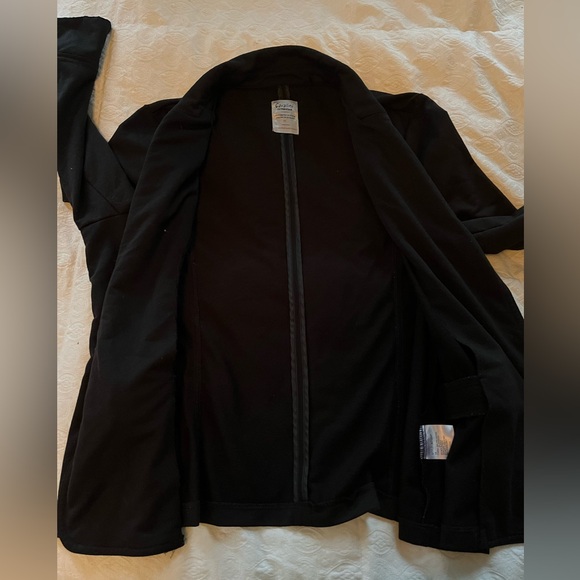 Women’s Cavalini Black Blazer with Silver Accents size 1x - Picture 6 of 8